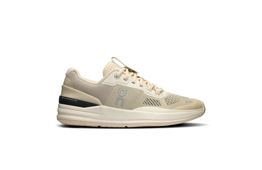 On THE ROGER Pro Women’s Tennis Shoes in Sand / Ivory