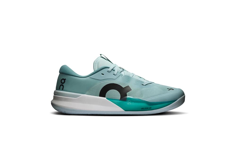On THE ROGER Pro 3 Men’s Tennis Shoes in Brook / Neem