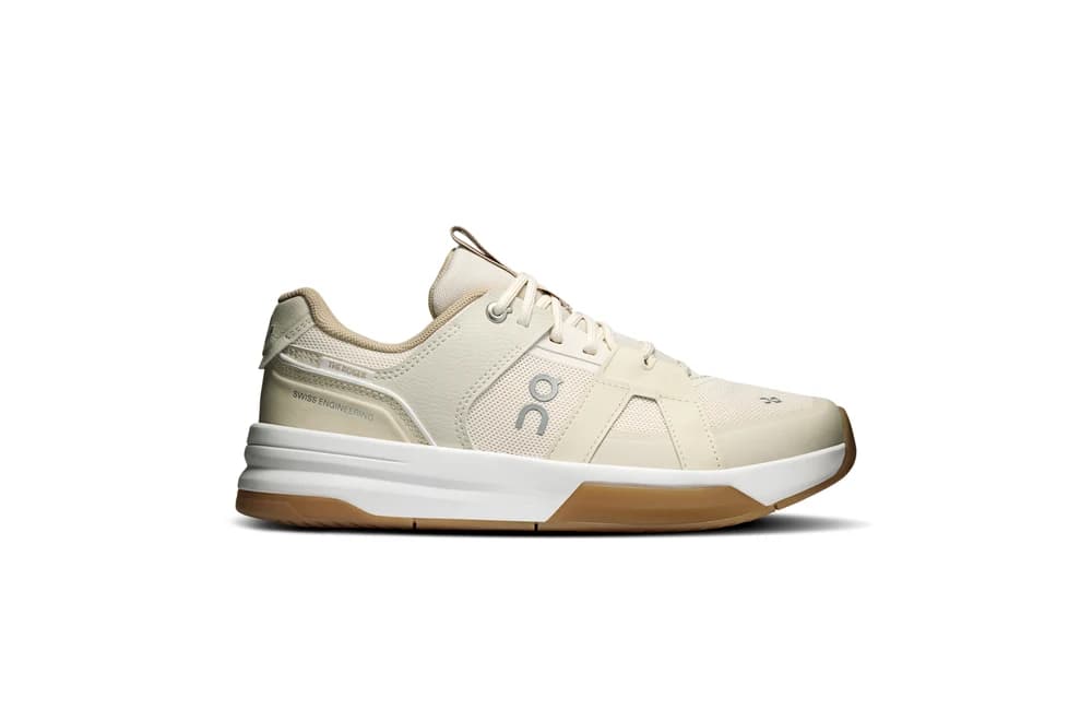 On THE ROGER Clubhouse Pro 2 Women’s Tennis Shoes in Grain / Dew